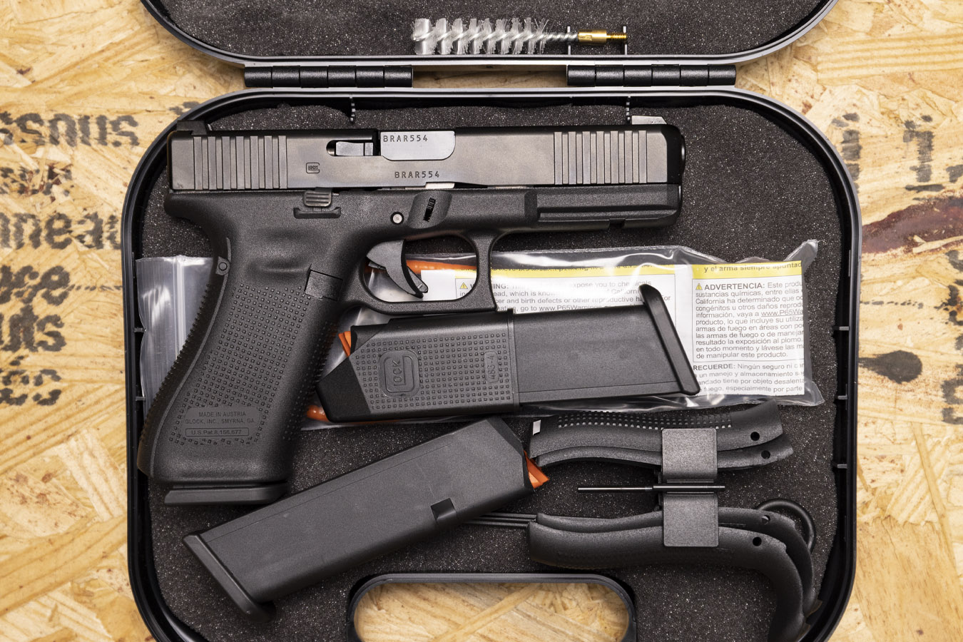 GLOCK 17 Gen5 9mm Police Trade-ins with Night Sights (New in Box)